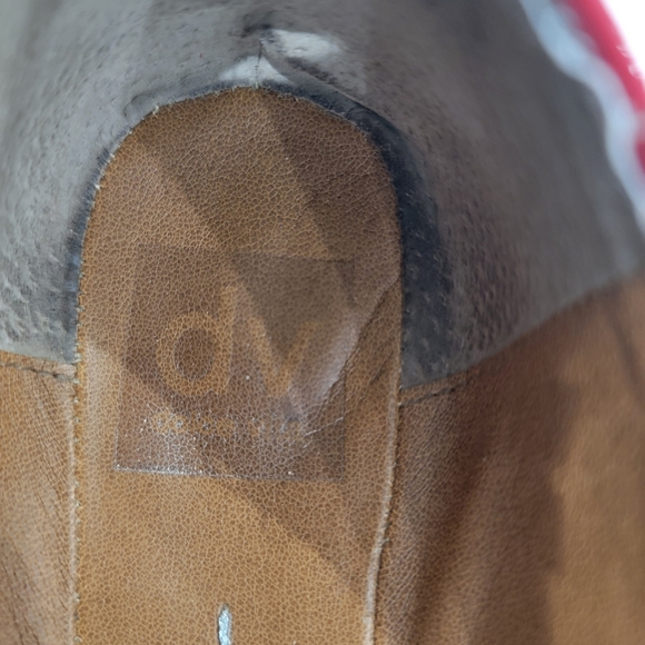 DV by Dolce Vita Women's Red Flats with Silver Cap Toe Size 8.5 - Picture 5 of 5